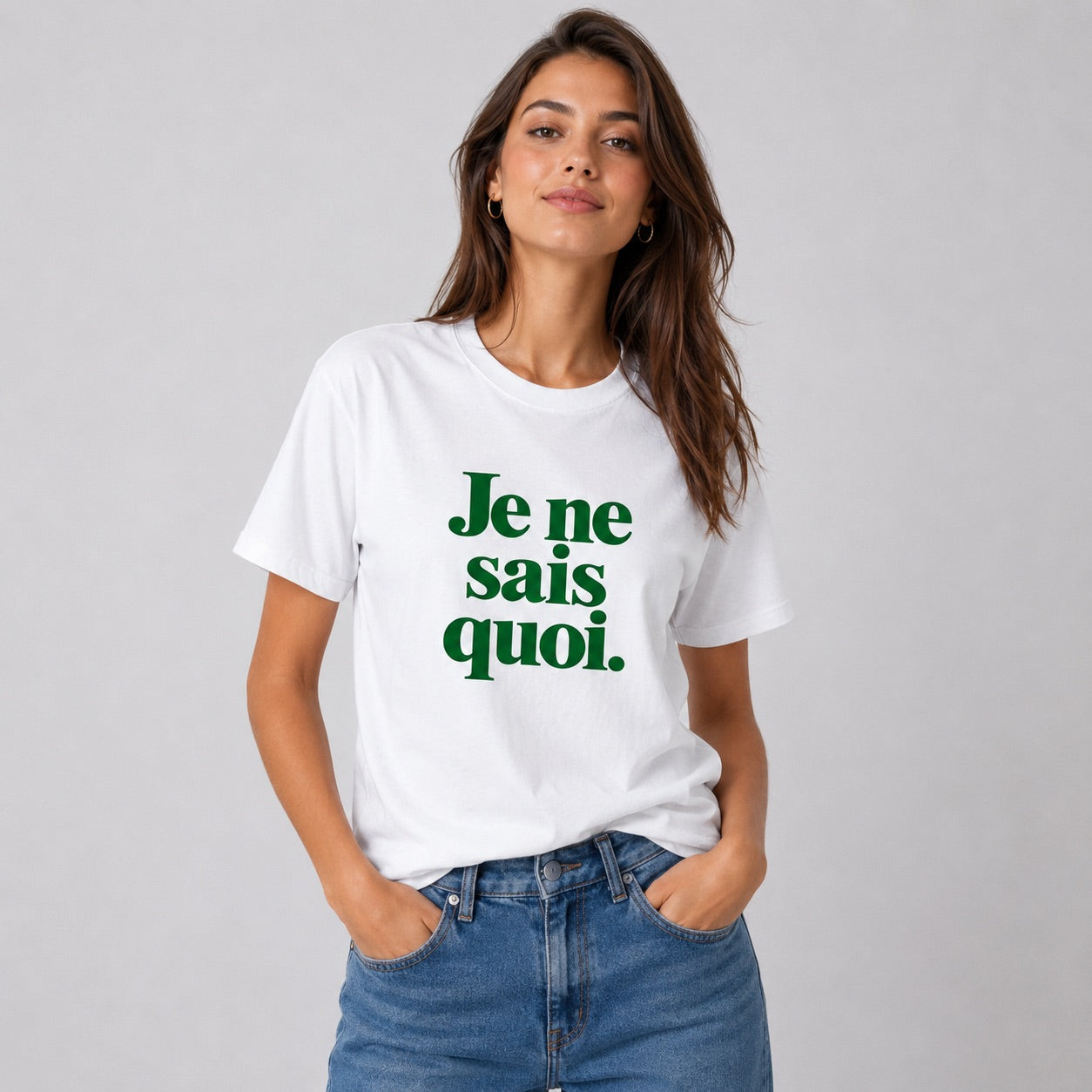 Je Ne Sais Quoi Women's Relaxed Fit T-Shirt