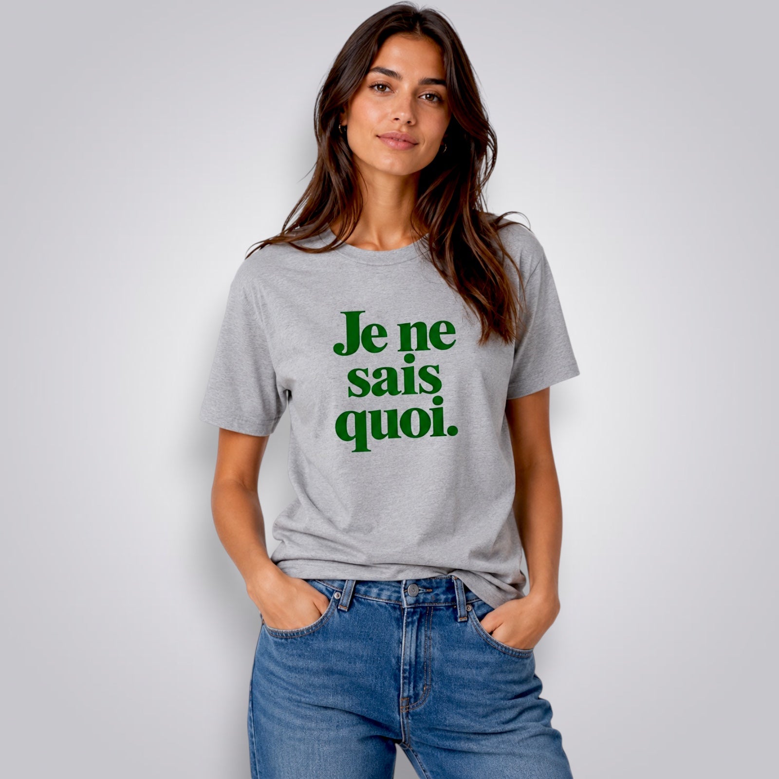 Je Ne Sais Quoi Women's Relaxed Fit T-Shirt